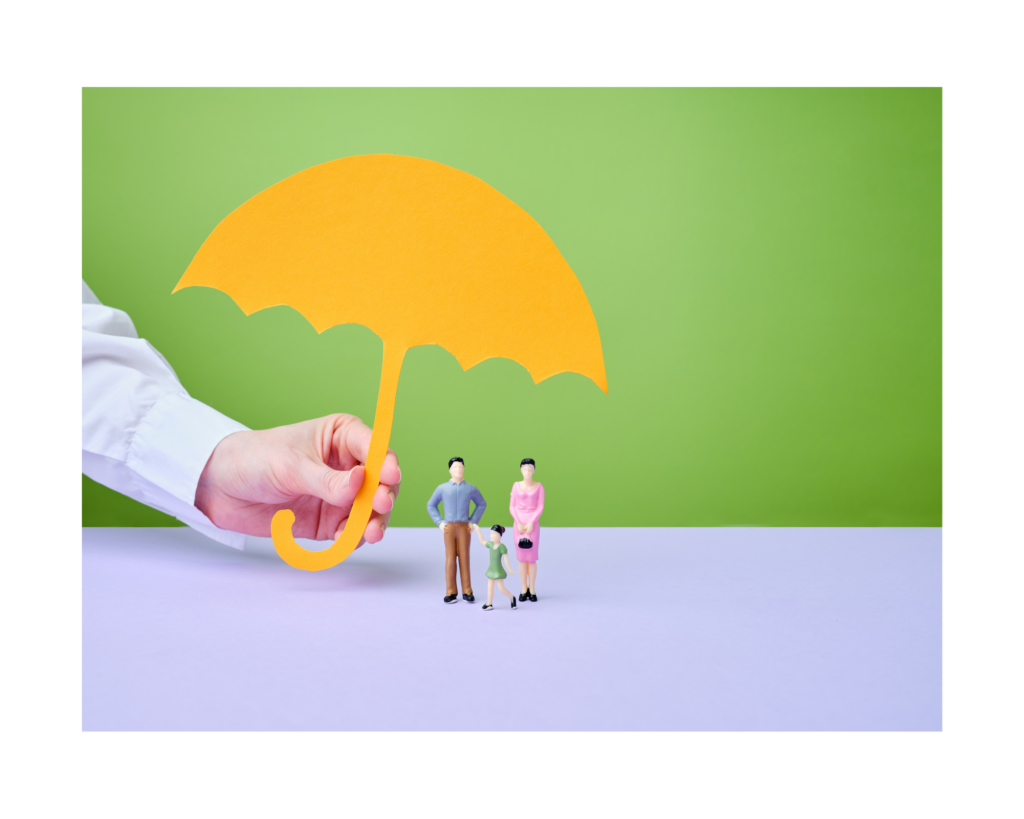 The Pros and Cons of Bundling Insurance Policies